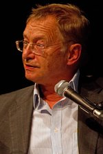 Prof. Dr. Hajo Funke. Foto: Nic Frank