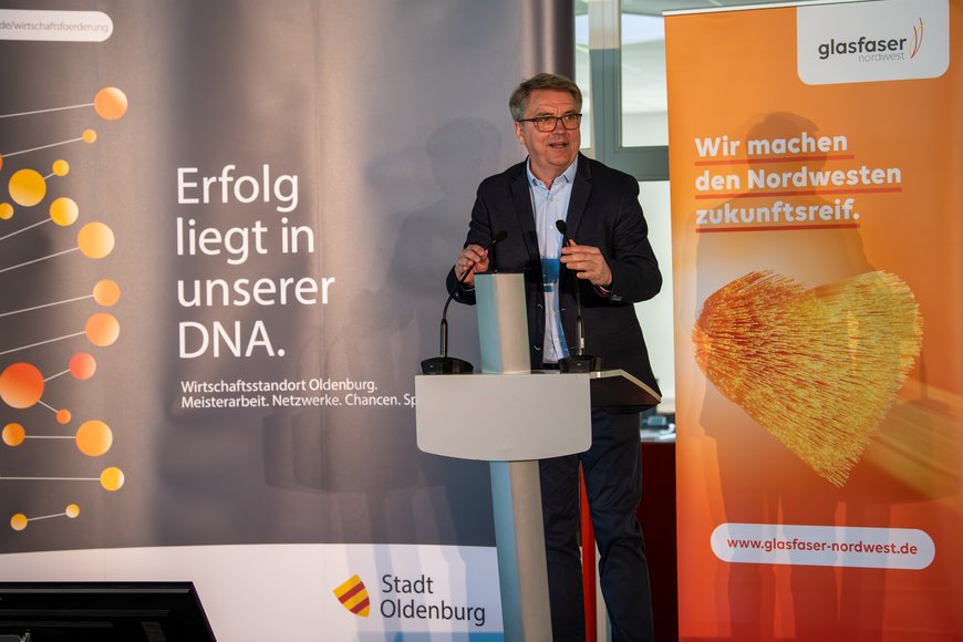 Impressionen des 39. Kontaktpunkt Wirtschaft der Wirtschaftsförderung Stadt Oldenburg in den Räumlichkeiten von Glasfaser NordWest. Fotos: Michael Stephan