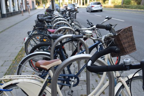 Die Anlehnbügel am Heiligengeistwall werden viel genutzt. Foto: Stadt Oldenburg