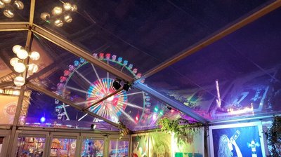 Das Riesenrad aus dem OL's-Zelt auf dem Kramermarkt 2018. Foto: Stadt Oldenburg