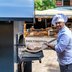 Vorschau: Ein Stand mit Brot aus dem Holzofen auf dem Wochenmarkt auf dem Rathausmarkt. Foto: Sascha Stüber