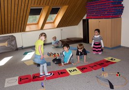 Spielende Kinder. Foto: Stadt Oldenburg