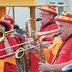 Vorschau: Les Musiciens en Folie aus Cholet, als Clowns verkleidete Bläser. Foto: Hergen Griesbach/CeWe Color