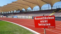 Gesperrt: Im Marschwegstadion darf wie in allen anderen Sportstätten derzeit kein Sport betrieben werden. Foto: Stadt Oldenburg
