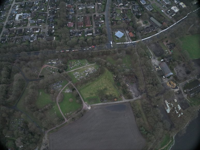 Blick auf den Parkfriedhof Bümmerstede. Drohnenbild zur Hochwasserlage in Oldenburg, Stand 2. Januar 2024. Foto: Feuerwehr Oldenburg