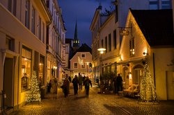Die Oldenburger Innenstadt in der Vorweihnachtszeit. Foto: Hans-Jürgen Zietz