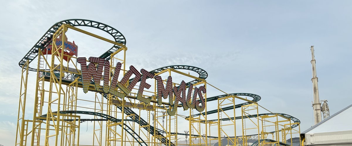 Die Achterbahn „Wilde Maus das Original“ beim Aufbau am 29. September 2026. Foto: Stadt Oldenburg