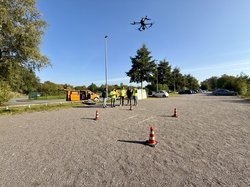 Auch eine Drohne kam am Praktikumstag zum Einsatz. Foto: Stadt Oldenburg