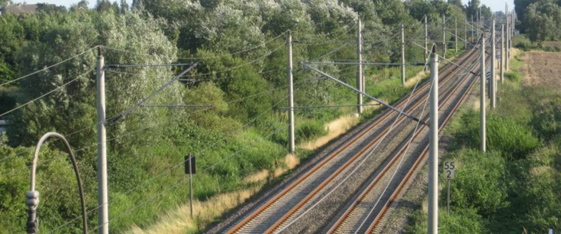 Bahnstrecke. Foto: BettinaF/Pixelio
