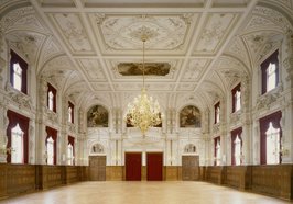 Brautpaare können standesamtlich im Großen Schlosssaal des Oldenburger Schlosses heiraten. Foto: Sven Adelaide