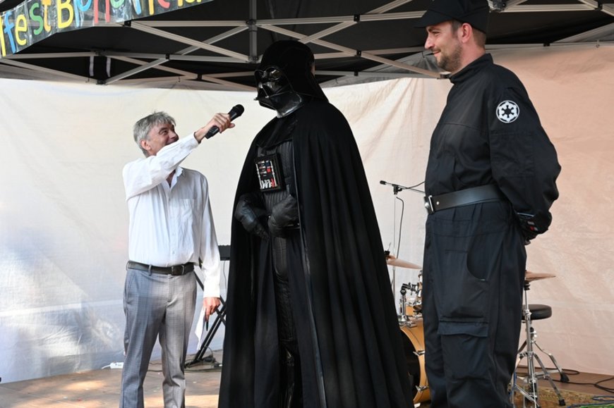 Galaktischer Besuch von Herrn Vader. Foto: Jörg Hemmen  