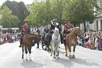 Graf Anton Günther und seine Knappen führen den Kramermarktsumzug an. Foto: Sascha Stüber