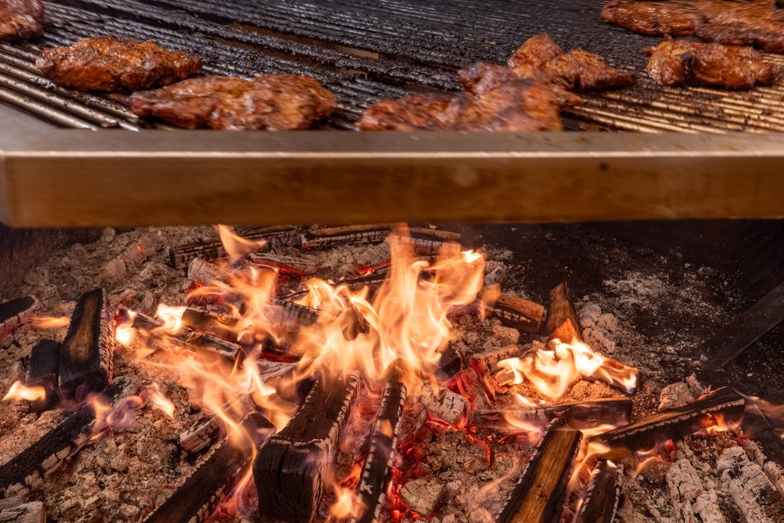 Sascha Stüber Schwenkgrill auf dem Lamberti-Markt 2025. Foto: Sascha Stüber