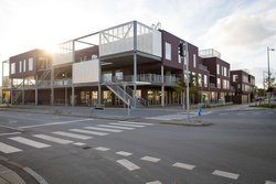Außenansicht der Schule "Læringshuset". Foto: Ty Stange Außenansicht der Schule "Læringshuset". Foto: Ty Stange