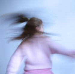 Ronja Knutz, In Bewegung, Farbfotografie, 2026