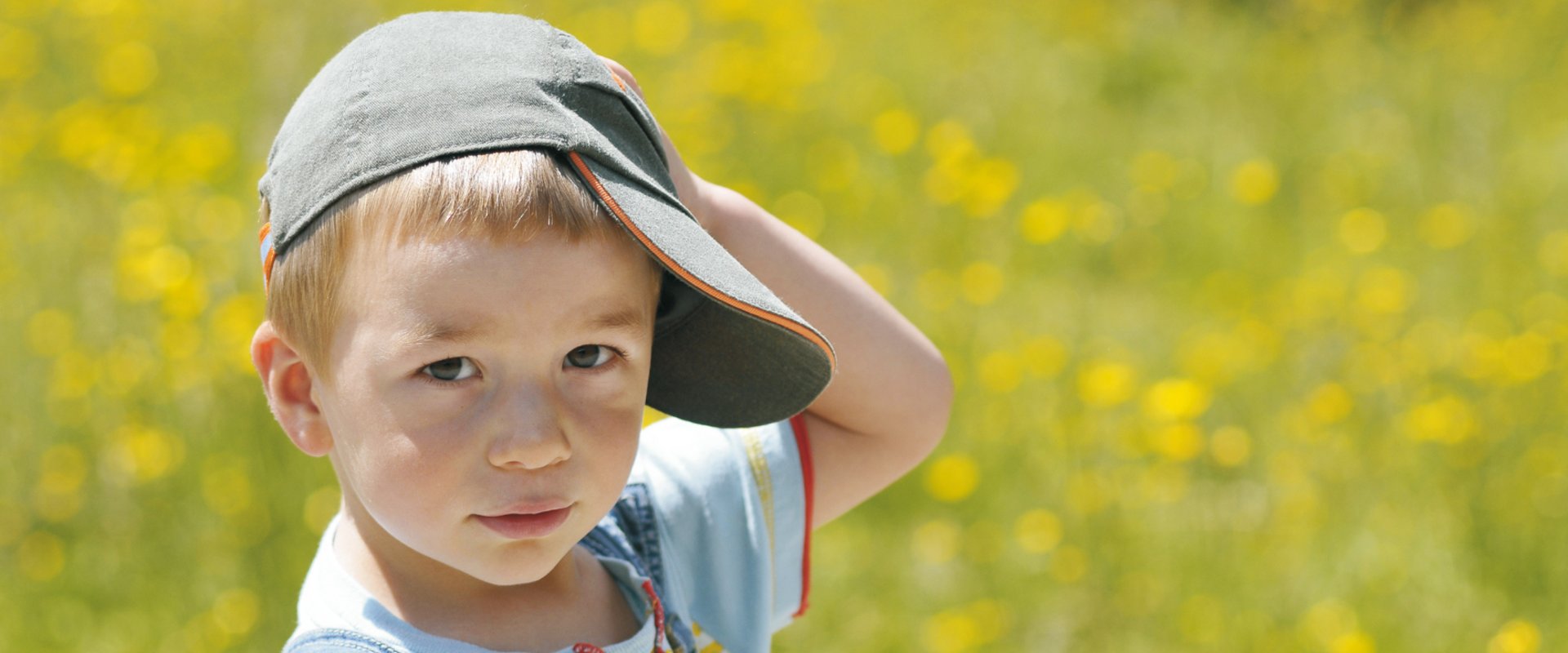 Junge mit Cäppi. Foto: stefanolundardi/Fotolia.com