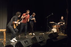 Die Band Masaa auf der Bühne der Abschlussgala. Liesa Flemming