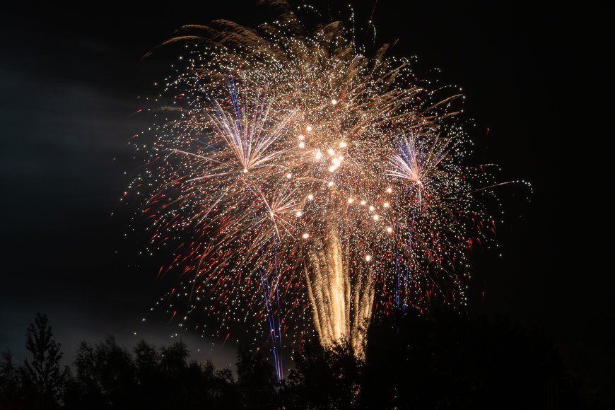 Das Feuerwerk am Eröffnungsabend auf dem Kramermarkt 2025. Foto: Sascha Stüber