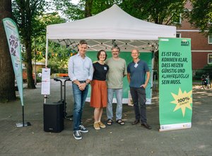 Der Fachdienst Klimaschutz und die Gemeinwesenarbeit Bloherfelde/Eversten laden noch bis zum 19. September zum KLIMA POP-UP nach Bloherfelde ein. Foto: Florian Skupin Der Fachdienst Klimaschutz und die Gemeinwesenarbeit Bloherfelde/Eversten laden noch bis zum 19. September zum KLIMA POP-UP nach Bloherfelde ein. Foto: Florian Skupin