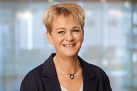 Doris Rösner, Mitarbeiterin im Fachdienst Liegenschaften der Wirtschaftsförderung Stadt Oldenburg. Foto: Foto- und Bilderwerk Doris Rösner, Mitarbeiterin im Fachdienst Liegenschaften der Wirtschaftsförderung Stadt Oldenburg. Foto: Foto- und Bilderwerk