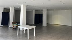 Der Leerstand in der Haarenstraße vor der Vermietung. Foto: Michael Hagemeister, Raum auf Zeit (RaZ)