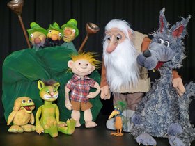 Figuren für das Stück „Peter und der Wolf“. Foto: ANNEs BÜHNE
