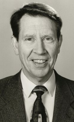 Dr. Jürgen Poeschel. Foto: Stadt Oldenburg Dr. Jürgen Poeschel. Foto: Stadt Oldenburg