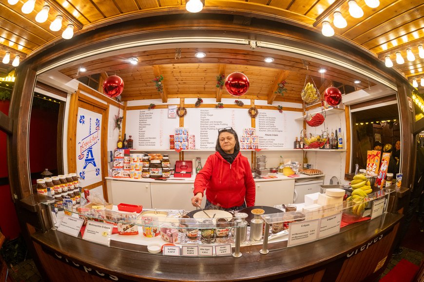 Sascha Stüber „Crêpes de Paris“ auf dem Lamberti-Markt 2025. Foto: Sascha Stüber