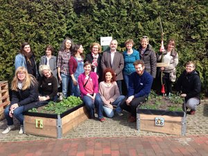 Teilnehmende des Färbergärten-Netzwerks 2017. Foto: Stadt Oldenburg