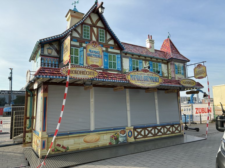 Die Mandelbrennerei beim Aufbau am 29. September 2026. Foto: Stadt Oldenburg