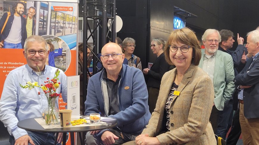 Auch Oldenburger Ratsmitglieder nutzten die Möglichkeit zum Netzwerken auf dem abendlichen Empfang. Foto: Stadt Oldenburg