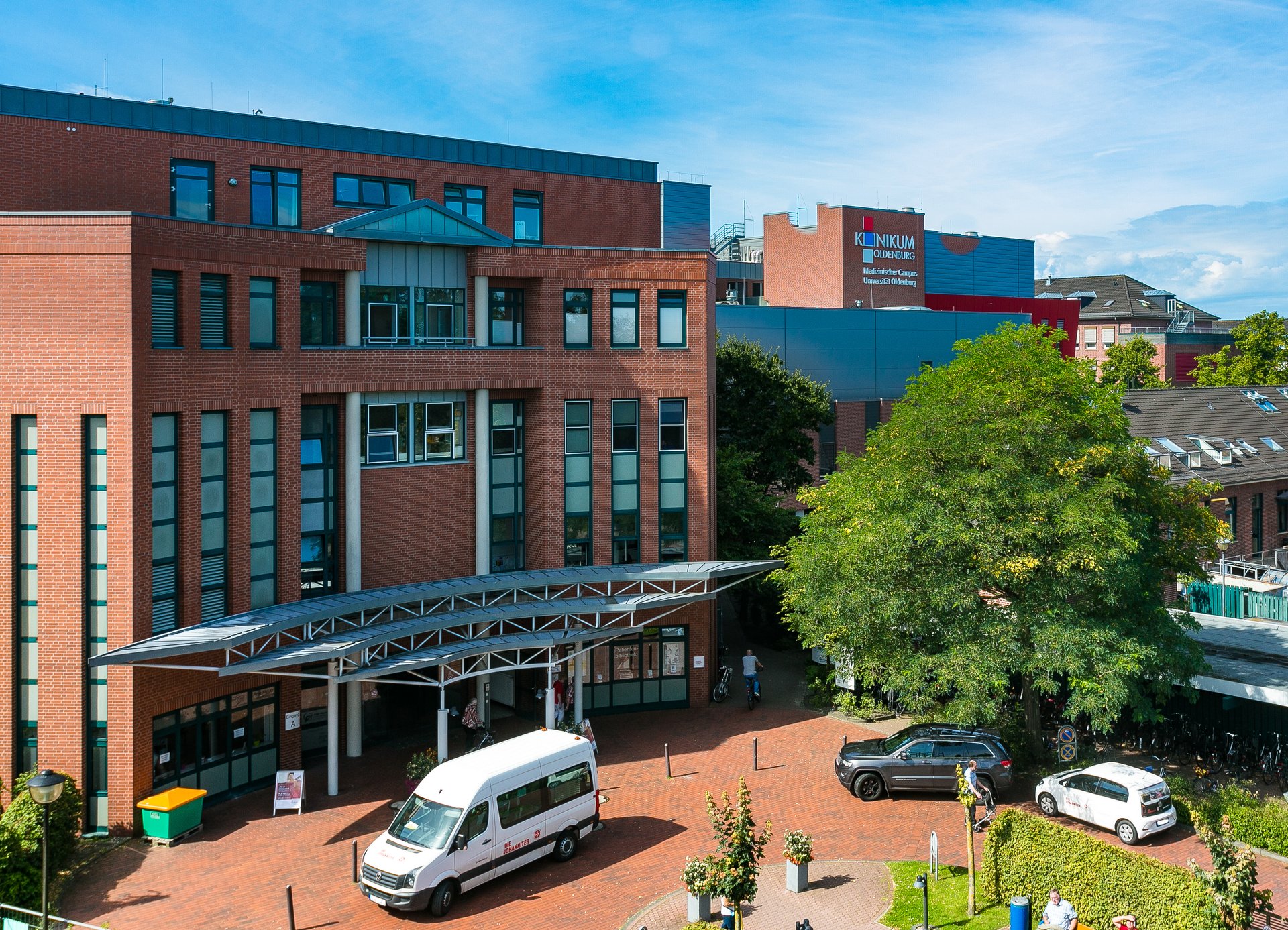 Haupteingang des Klinikums Oldenburg. Foto: Lukas Lehmann