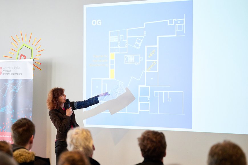 Raumübersicht bei der Einführung zum Praxisforum. Foto: Foto und Bilderwerk