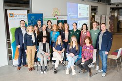 Das Organisationsteam des Praxisforums stellt sich vor. Foto: Foto und Bilderwerk Das Organisationsteam des Praxisforums stellt sich vor. Foto: Foto und Bilderwerk