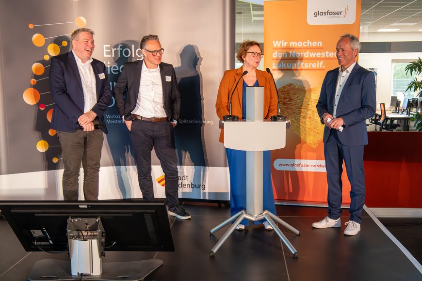 Impressionen des 39. Kontaktpunkt Wirtschaft der Wirtschaftsförderung Stadt Oldenburg in den Räumlichkeiten von Glasfaser NordWest. Fotos: Michael Stephan