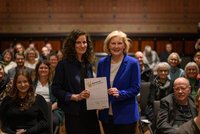 Foto: Mohssen Assanimoghaddam