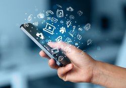 Handy Digitalisierung. Foto: ra2 Studio/Fotolia.com Handy Digitalisierung. Foto: ra2 Studio/Fotolia.com