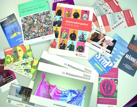 Hefte, Flyer und Broschüren aus dem Gleichstellungsbüro. Foto: Stadt Oldenburg