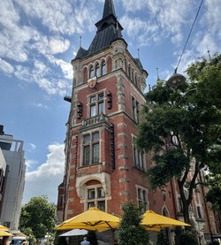 Vorderansicht des Alten Rathauses. Foto: Stadt Oldenburg Vorderansicht des Alten Rathauses. Foto: Stadt Oldenburg