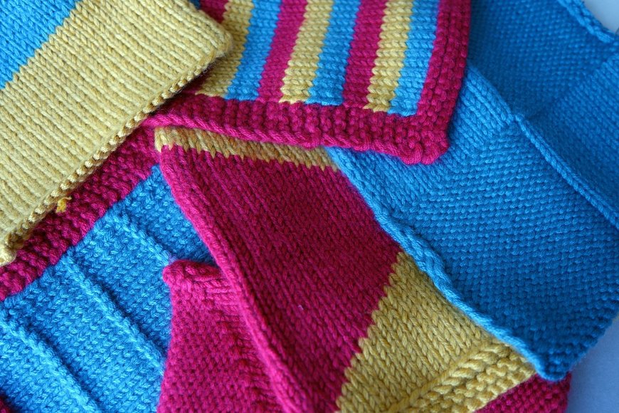 Bunte Wollquadrate. Foto: Stadt Oldenburg