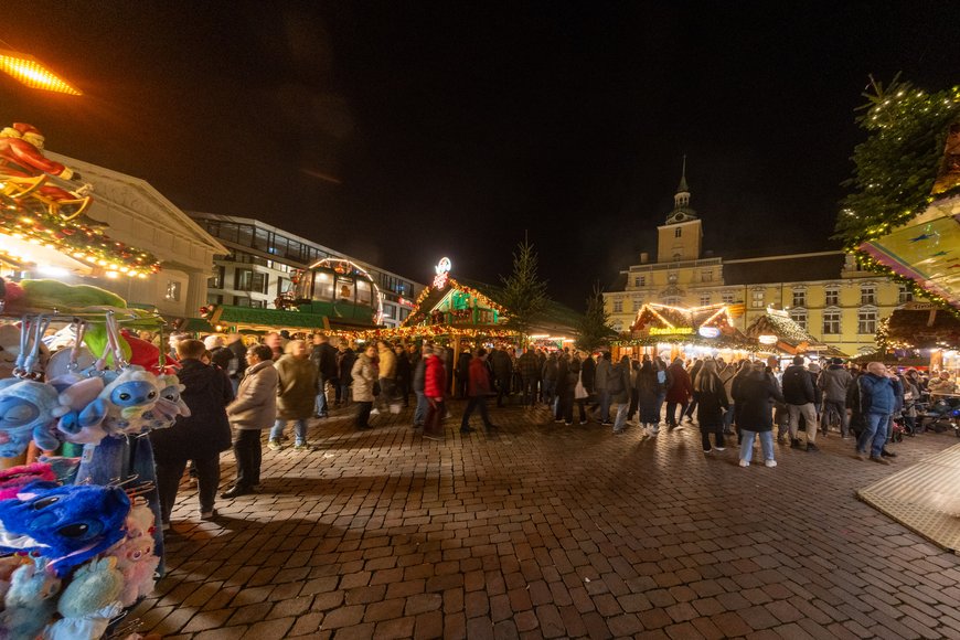 Sascha Stüber Blick über den Schloßplatz beim Lamberti-Markt 2025. Foto: Sascha Stüber
