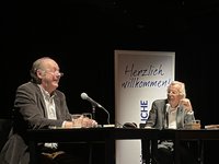 Klaus Modick und Bernd Eilert. Foto: Literaturhaus Oldenburg Klaus Modick und Bernd Eilert. Foto: Literaturhaus Oldenburg