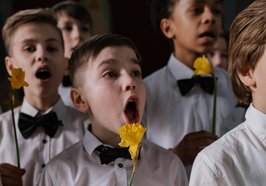 Chorkinder am singen. Foto: Pexels