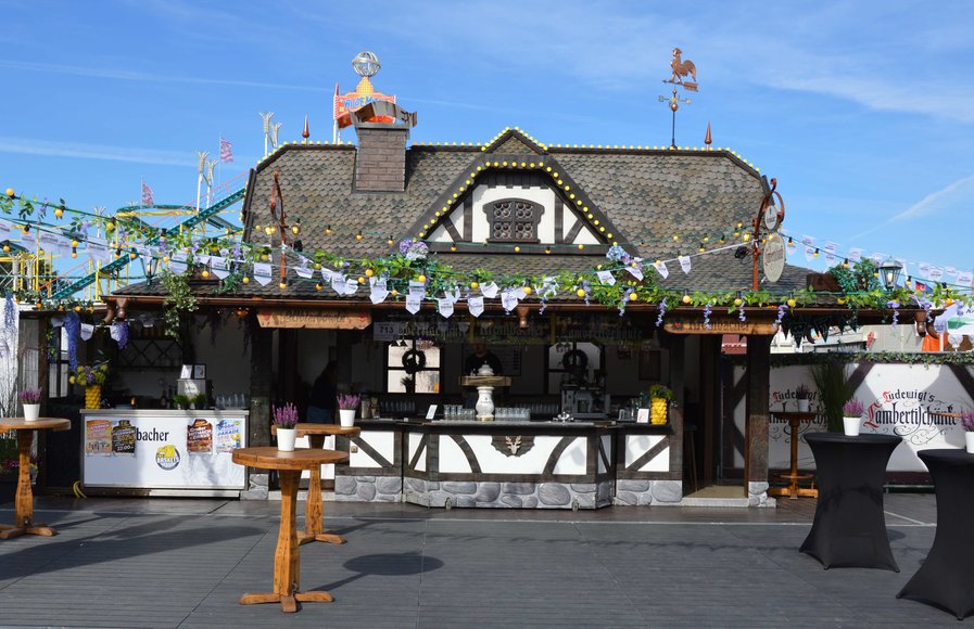 Die Lambertischänke der Familie Ludewigt auf dem Kramermarkt 2026. Foto: Stadt Oldenburg