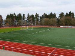 Sportplatz. Foto: Clemens Scheumann/Pixelio Sportplatz. Foto: Clemens Scheumann/Pixelio