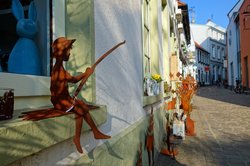 Feine Läden in der Bergstraße in Oldenburg. Foto: Hans-Jurgen Zietz 
