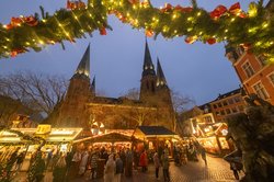 Blick über den Lamberti-Markt 2024 in Richtung Lamberti-Kirche. Foto: Sascha Stüber