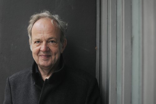 Schriftsteller Michael Kumpfmüller ist am 15. September mit seinem Roman „Böse Kinder“ im Wilhelm13 zu Gast. Foto: Barbara Dietl Schriftsteller Michael Kumpfmüller ist am 15. September mit seinem Roman „Böse Kinder“ im Wilhelm13 zu Gast. Foto: Barbara Dietl