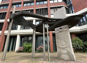 Die Skulptur des Künstlers Udo Reimann wurde in der vergangenen Woche professionell gereinigt. Sie befindet sich an der Moslestraße/Ecke Raiffeisenstraße. Foto: Stadt Oldenburg