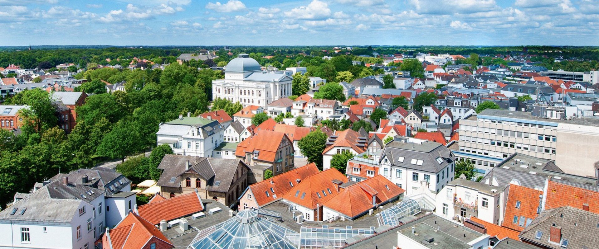 Blick von oben auf Oldenburg Richtung Staatstheater. Foto: Stadt Oldenburg